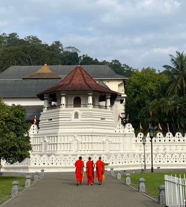 Temple of the Tooth Sri Dalada Maligawa Kandy