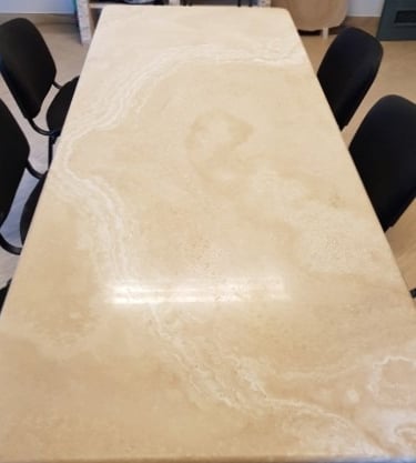 Trawertyn blat jasny ivory, blat z kamienia naturalnego włoskiego