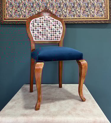 Restauración integral silla isabelina canaria con tapicería en terciopelo y loneta algodón. Tenerife