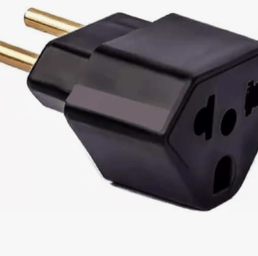 Adaptador de Tomada Universal 10A e 20A