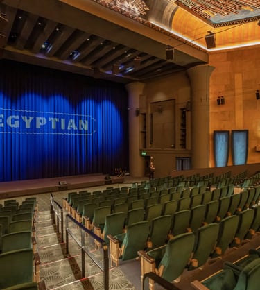 netflix-egyptian-theatre-decor-inside-hollywood-losangeles