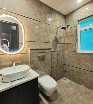 Designer Bathroom of 3 BHK Luxury Builder Floor Near 100 Feet Road — Chattarpur