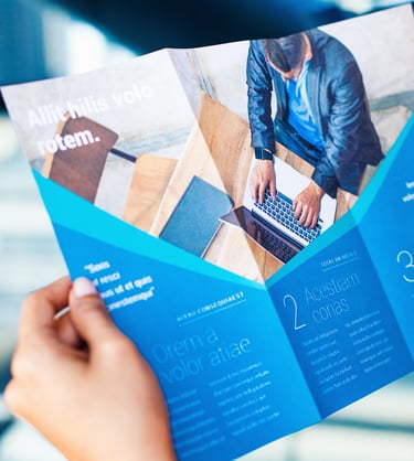 Flyer trois volets à plis accordéon