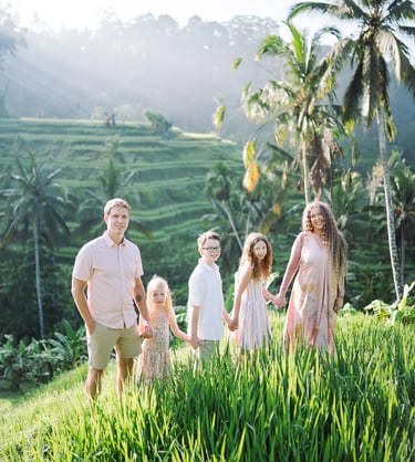 Scenic family photography session in the rice fields of Tegalalang Bali