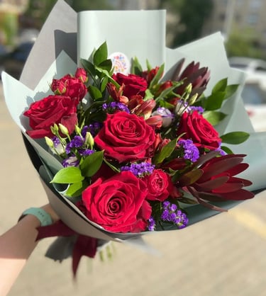 bouquet of red roses