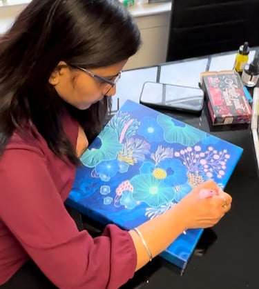 Artist at work, Richa Rashmi- Richa Gallery
