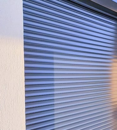 Rulouri exterioare din aluminiu la comanda SEV HOME