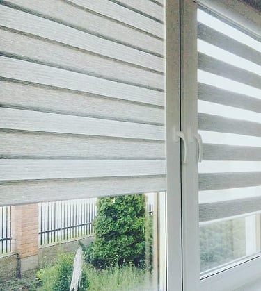 Rolete textile zi-noapte cu montaj
