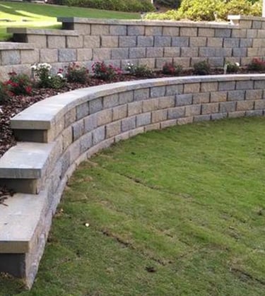 curved retaining wall built by Carrollton Retaining Walls