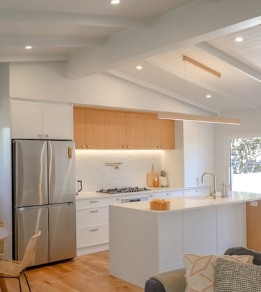 Findlay Residential Builders - open plan living - Stanmore Bay