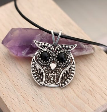 Gallery of commissioned pieces of jewellery made by MYstyFOX