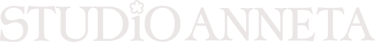 Logo Studio Anneta en horizontal y color crema