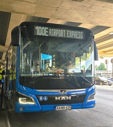 Autobus 100E na lotnisku w Budapeszcie