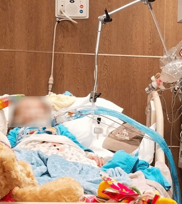Poor kid treated with chemotherapy
