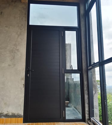 <img src="partisi-aluminium.jpg" alt="Partisi Aluminium Estetik dan Fungsional - Dzalfa Jaya Alumini