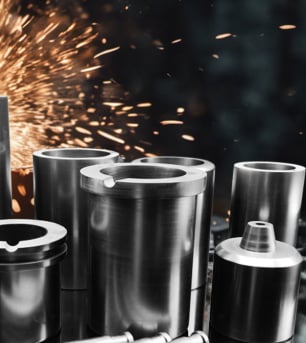 melting gold with graphite crucible