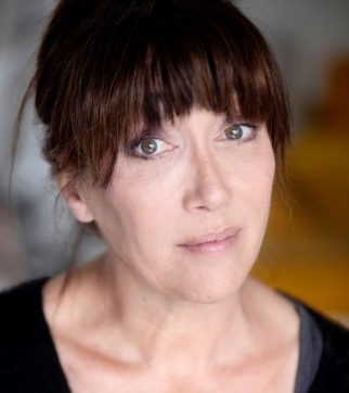 Alexandra MacMillan autrice