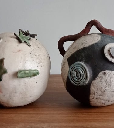 oiseau en raku ceramique poterie art du feu funny birds fire art ceramic pottery clay
