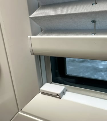 Pleated Blind Mounting Brackets