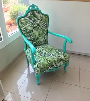 Reparación integran de sillón y tapicería que intentó realizar el cliente. La Laguna. Tenerife.