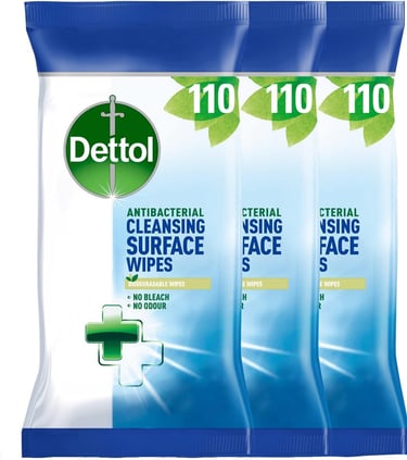 a pack of 3 detritfying wipes