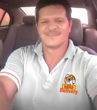 “Marquinhos — Editor-Chefe da EditaDelivery Apaixonado por transformar fotos comuns em imagens que vendem. Com olhar criativo