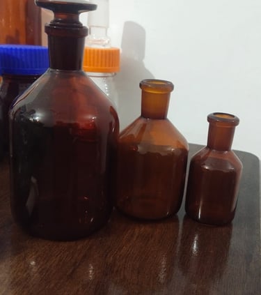 #lab glass reagent bottle