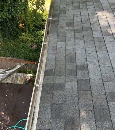 a photo of clean gutter after i cleaned them in windsor ontario