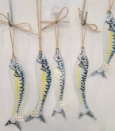 Fused glass mackerel - Carole Zagrovic