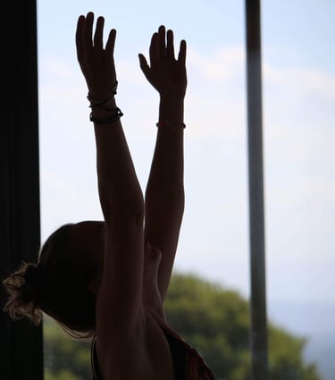 mouvement d'amplitude et d'expansion
