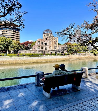Vue sur le Dôme depuis le Parc du Mémorial de la Paix d'Hiroshima