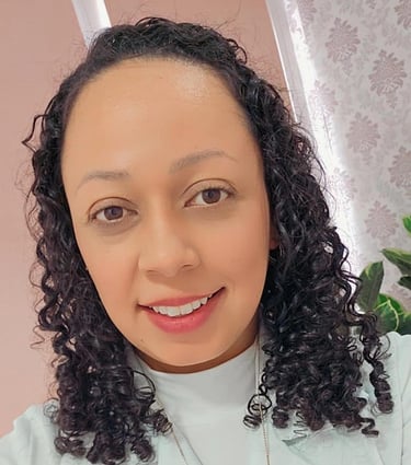 Fonoaudióloga na Lapa PR da clínica Vidaclin especializada em linguagem e comunicação