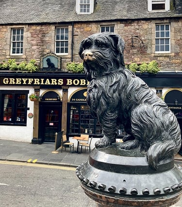 La statue du petit chien Bobby