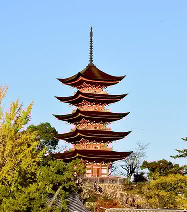 Pagode à 5 étages du sanctuaire Itsukushima-jinja