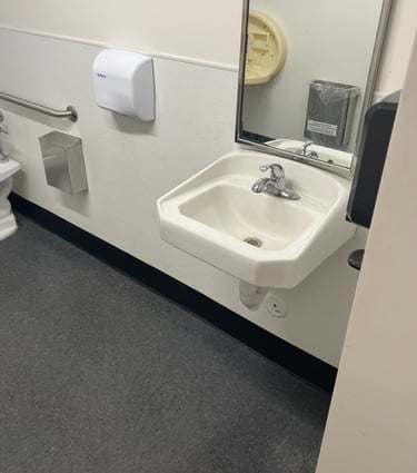 TOP COMMERCIAL JANITORIAL AND INDUSTIRAL JANITORIAL IN OVERLAND PARK LENEXA KANSAS CITY KANSAS AND KANSAS CITY MISSOURI