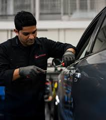 Auto locksmith in Horsforth