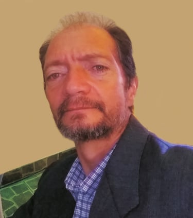 Arturo A. Martearena. Escritor.