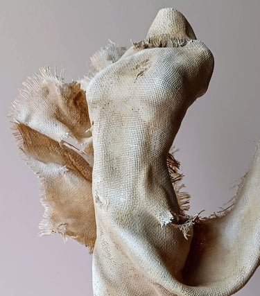 A clickable link leading to a page with further information about the sculpture 'Windswept Dreams'