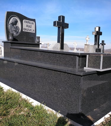 panteón de mármoles salces