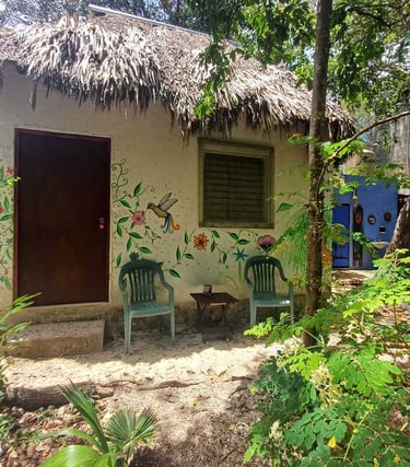 vista exterior de mayan bungalow en chichen itza