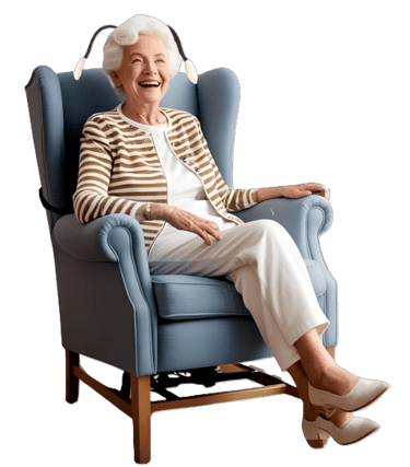 Senior souriante utilisant Audiva d'Eulabie