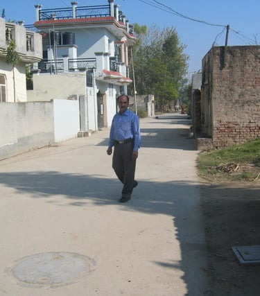 Ravinder Vashisht visiting Beautiful Houses which were planned by him now completed