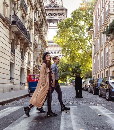 Precautions While Walking On The Streets During Travel