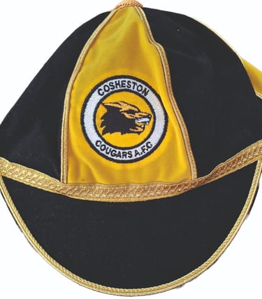 Machine embroidered Honours cap
