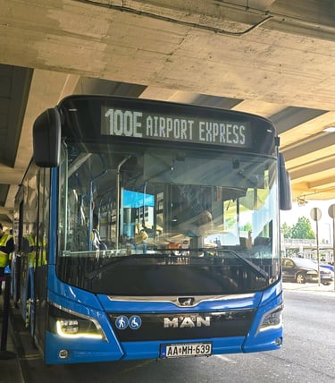 Autobus 100E na lotnisku w Budapeszcie