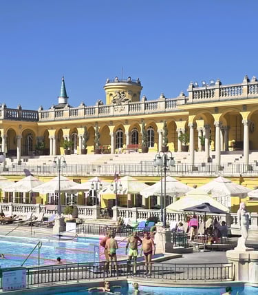Termy Széchenyi na zewnątrz