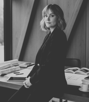 Deborah Lozada OASIS Founder and CEO