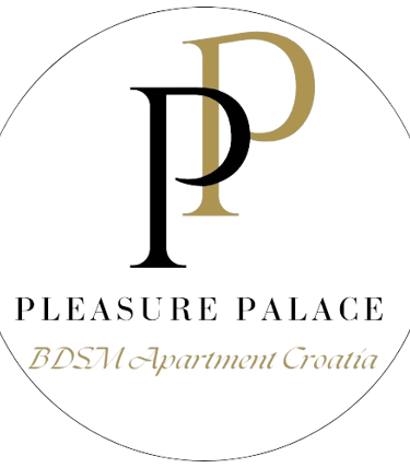 BDSM Apartment Logo Showing a circle with two capitalized letters P and golden italic headline BDSM Apartment Croatia