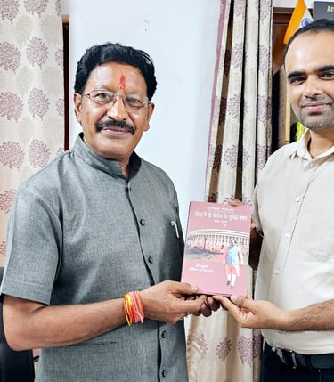 Hindi writer - Dr. Bechain Kandiyal