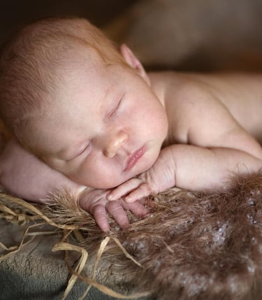 New-Born-Baby-Sleeping 